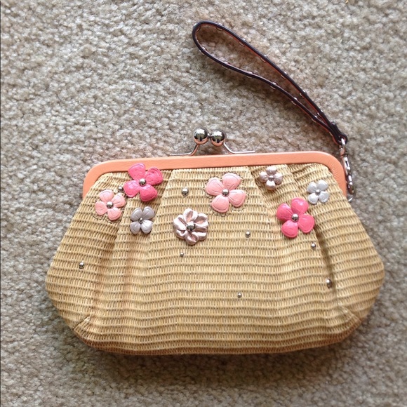 Coach Straw Clutch - Picture 2 of 4